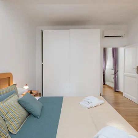 Banchi - Castel Sant'angelo Rome