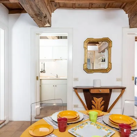 Apartment Banchi - Castel Sant'angelo